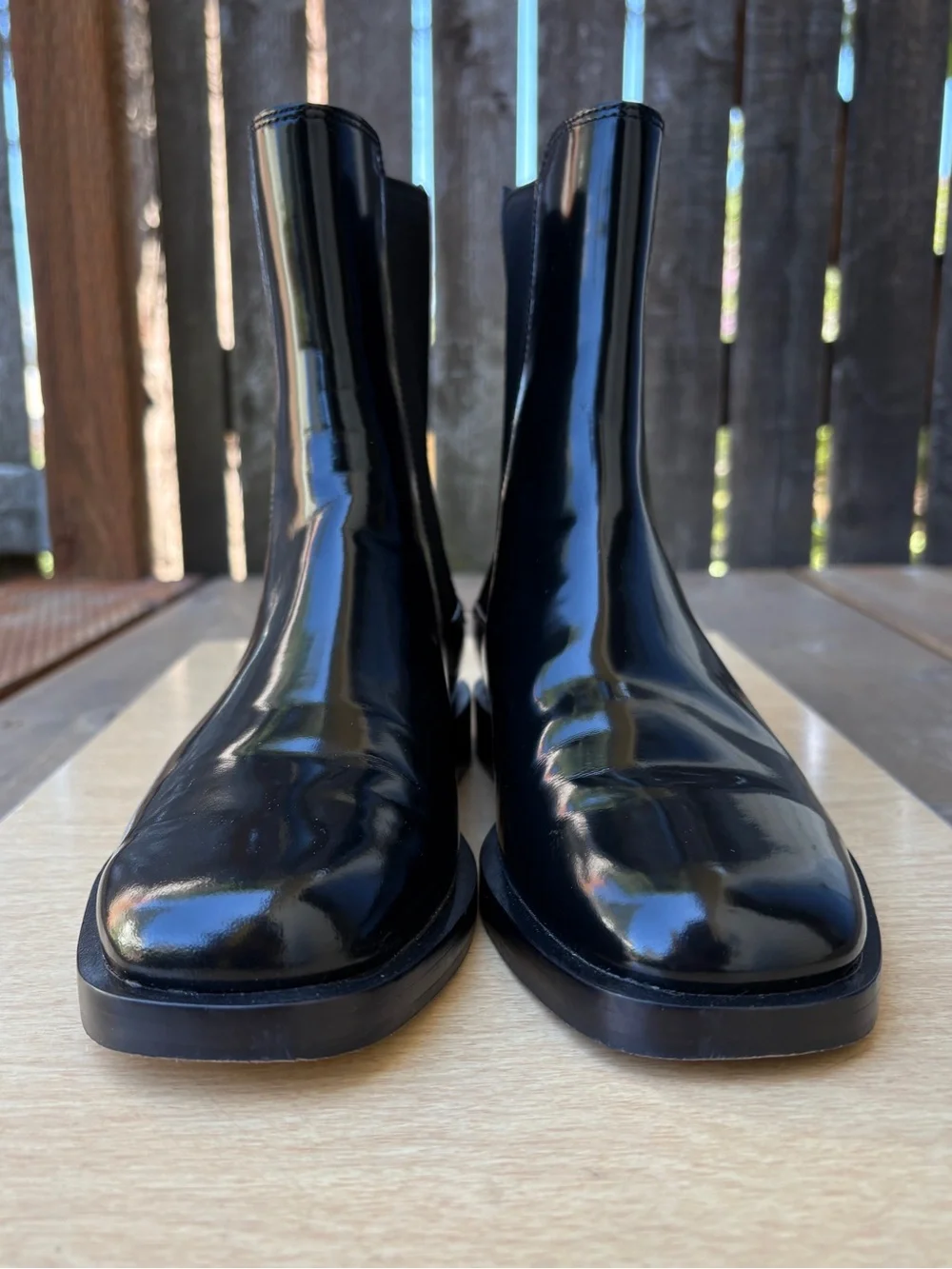 Everlane Wm’s Patent Black Leather The Chelsea Boot In Sz 8